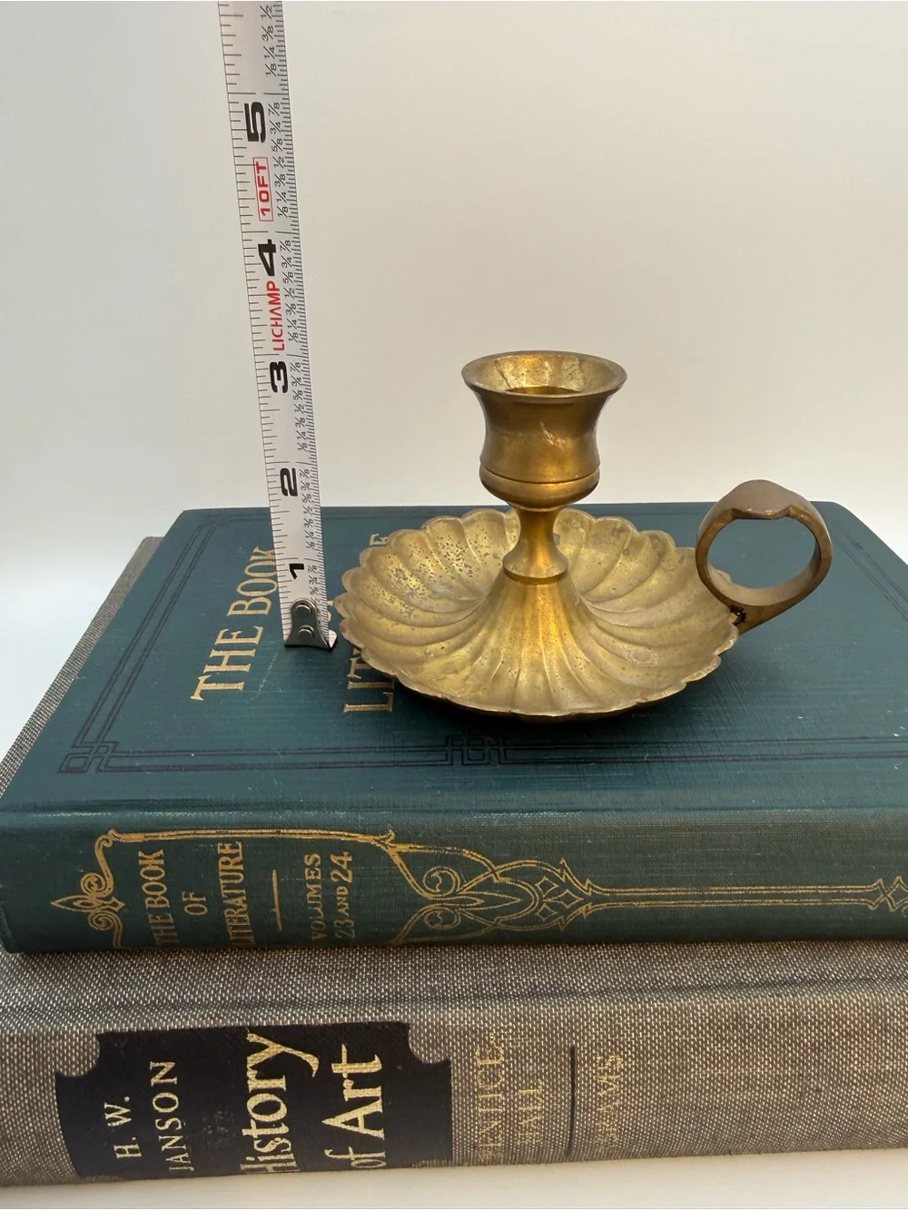 Vintage Brass Chamberstick Candle Holder Scalloped Saucer Base Finger Loop